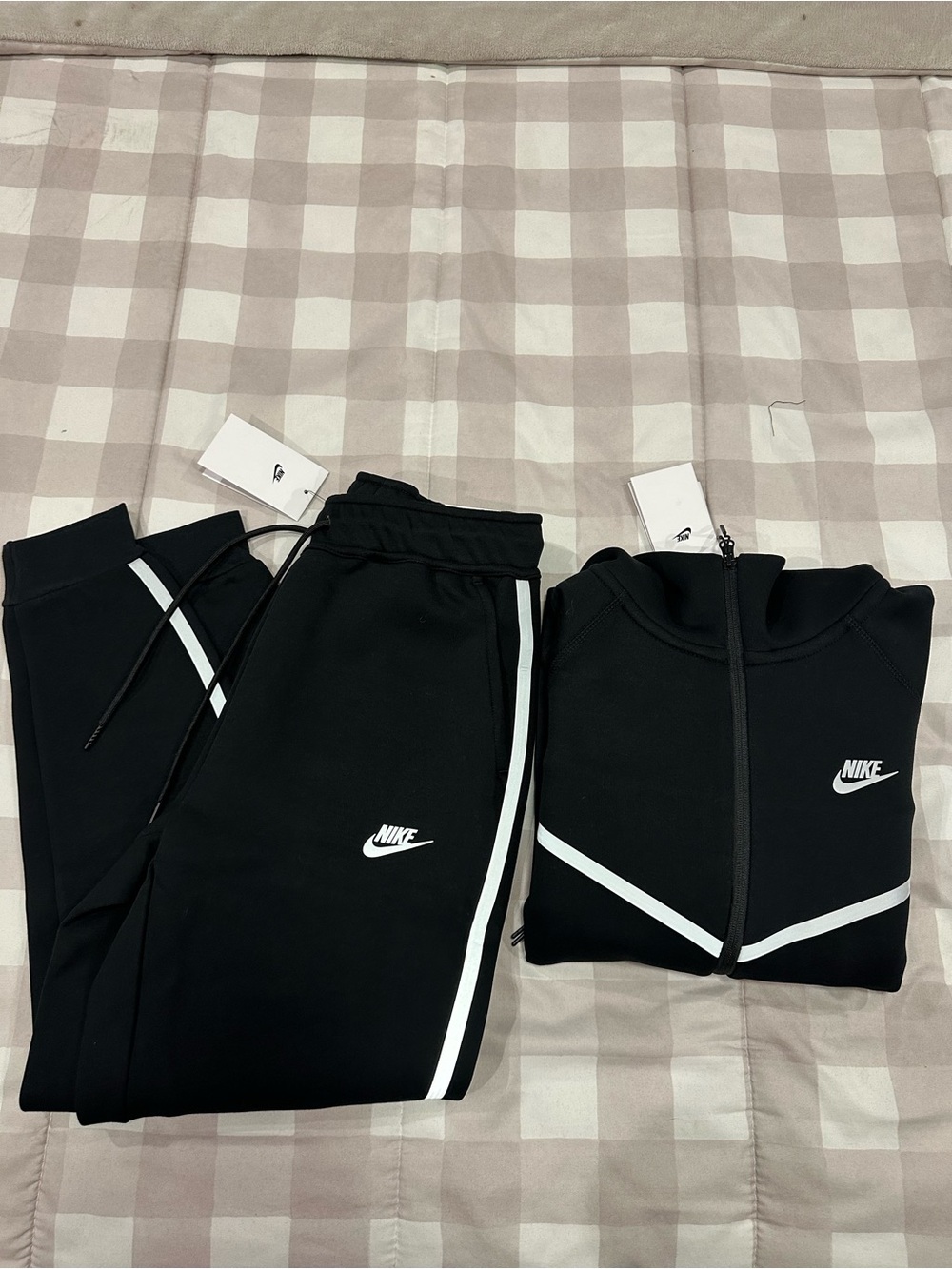 Nike Black Reflective Tracksuit Set New With Tags size medium